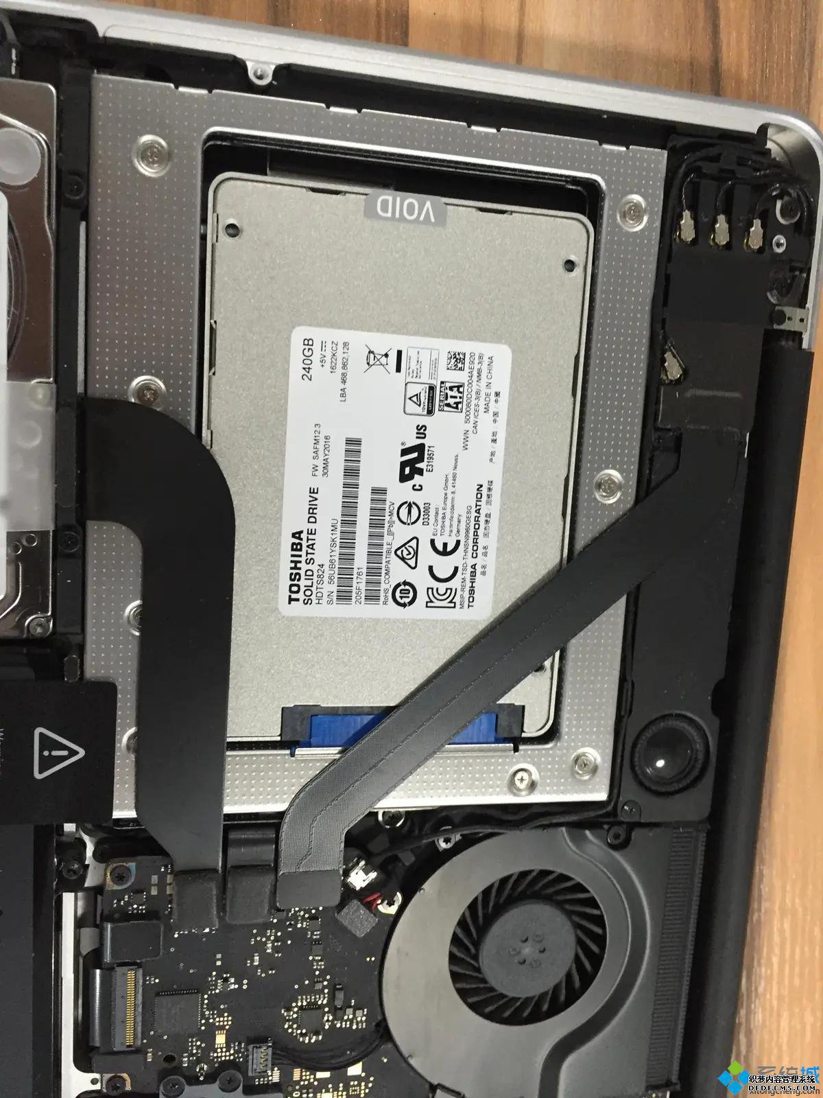 苹果笔记本如何加装固态硬盘_macbook装固态硬盘教程