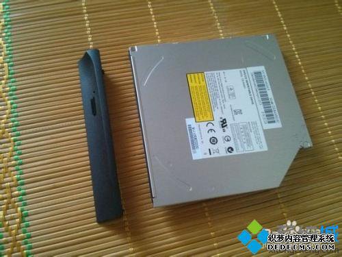光驱如何加装固态硬盘_光驱位加装固态硬盘教程