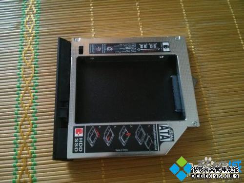 光驱如何加装固态硬盘_光驱位加装固态硬盘教程