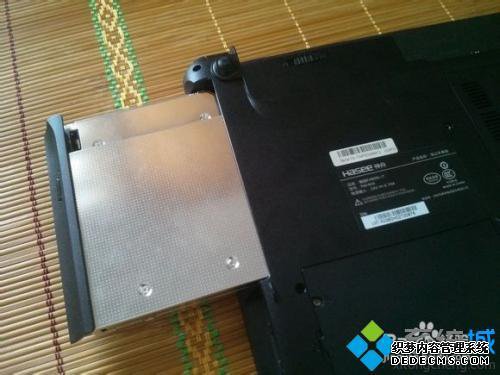 光驱如何加装固态硬盘_光驱位加装固态硬盘教程