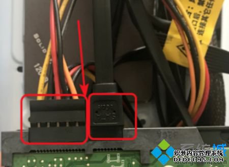 台式机怎么装双硬盘_台式机双硬盘安装图解