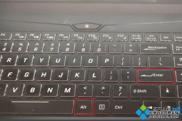 win10家庭版星际争霸全屏怎么办_win10家庭版玩星际争霸无法全屏解决方法