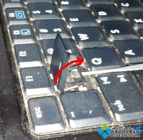 如何安装键盘按键_如何安装键盘键