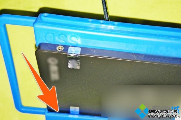 12年老电脑如何装固态硬盘_旧台式电脑如何加固态硬盘