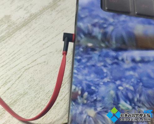 为什么耳机一边声音大一边小_一个耳机声音大一个小怎么办