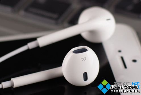手机连接耳机没有声音怎么回事_手机插上耳机听不到声音的处理办法