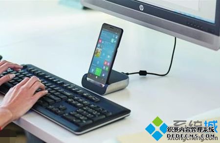 据报道微软将于十月份发布Surface Phone/Surface Pro 5
